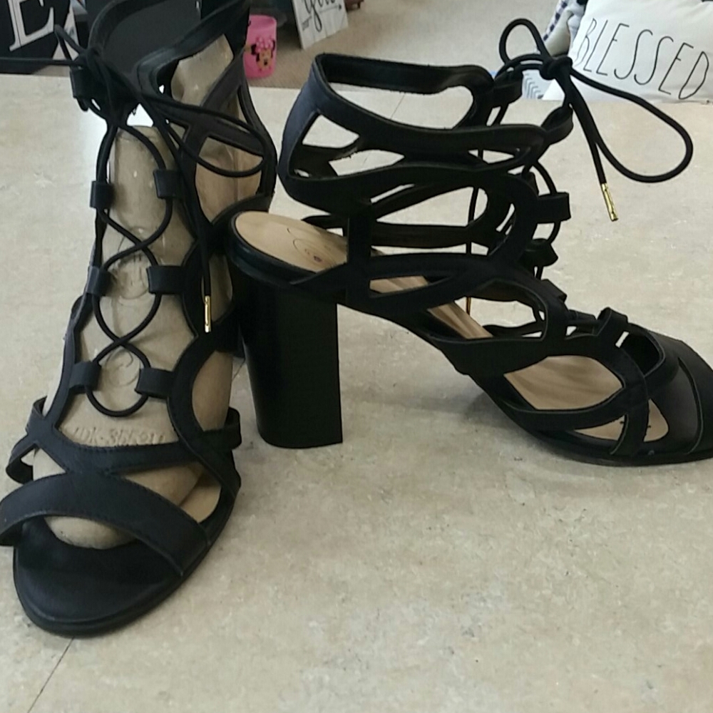 COPY - D black lace up heels sz 10 3" stack heels Nwot